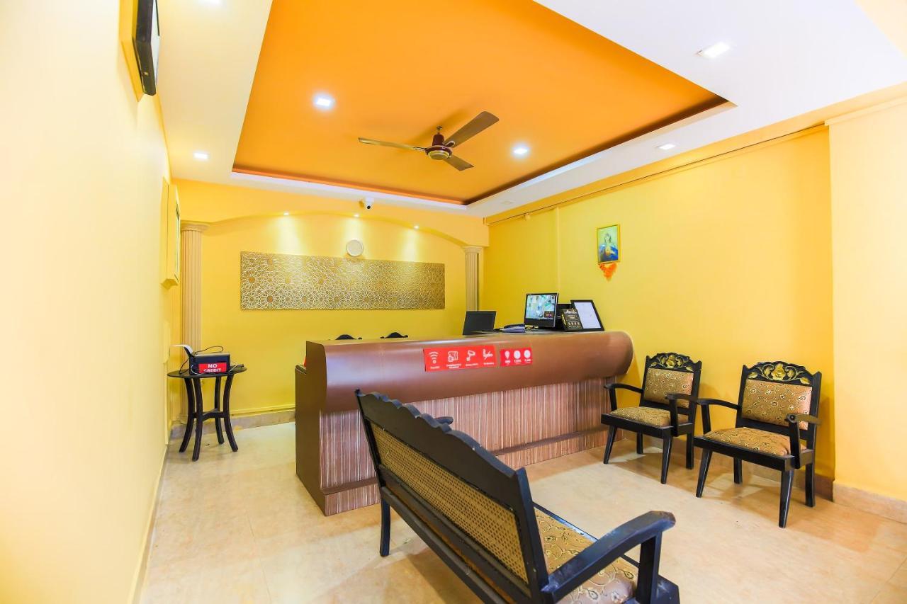 Oyo 18794 Hotel Colva Plaza Ngoại thất bức ảnh