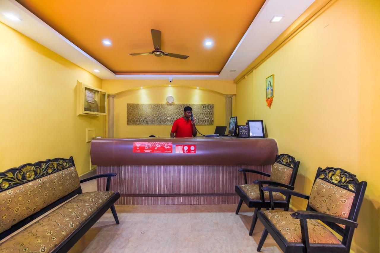 Oyo 18794 Hotel Colva Plaza Ngoại thất bức ảnh
